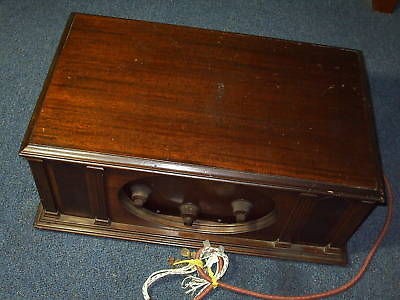ANTIQUE WOODEN KING AM SHORT WAVE RADIO BATTERY PWRD