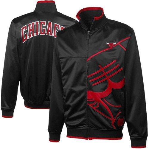 chicago bulls track jacket in Athletic Apparel