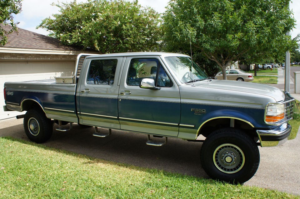 Ford  F 350 XLT 94 FORD F350 XLT DIESEL 4X4 CREW CAB LOW MILES TEXAS 