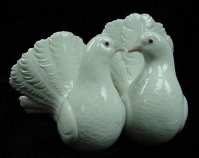   Doves Kissing Two Doves Wedding Birds Cake Topper Anniversary White