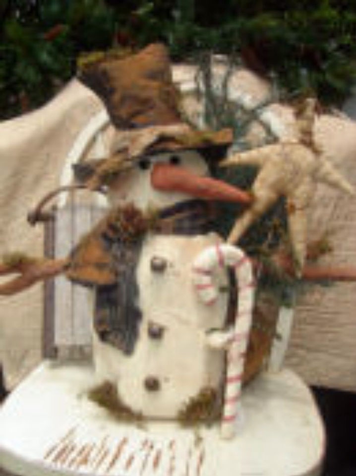 Primitive Pattern Olde Thyme Snowman With Candy cane and Star LOOK 