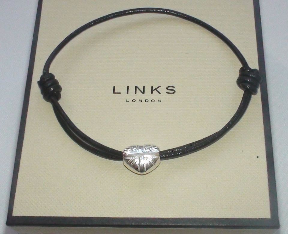   OF LONDON Silver Heart Union Jack Black Friendship Bracelet (WL44