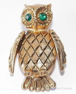 Vintage Vanda Owl Gold Tone Solid Perfume Pin Rhinestone Eyes