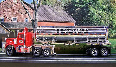   Texaco Peterbilt 359 Semi w Tanker Racing Rigs ho slot car Xtrac afx