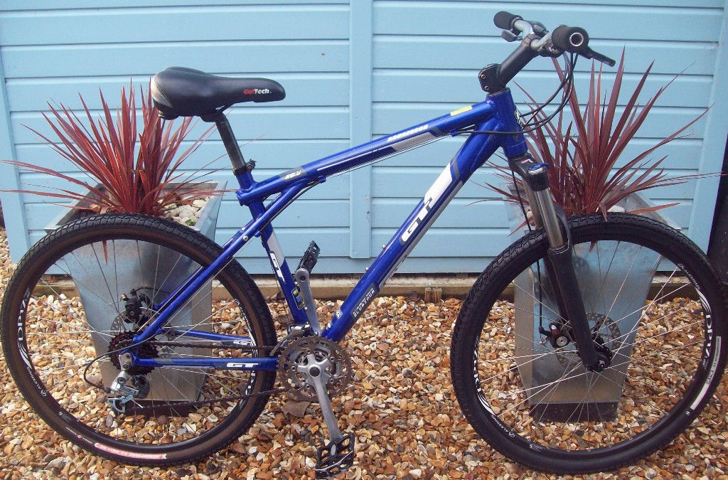 GT Aggressor XC3 hardtail Shimano 24 speed 18 MTB Mountain bike