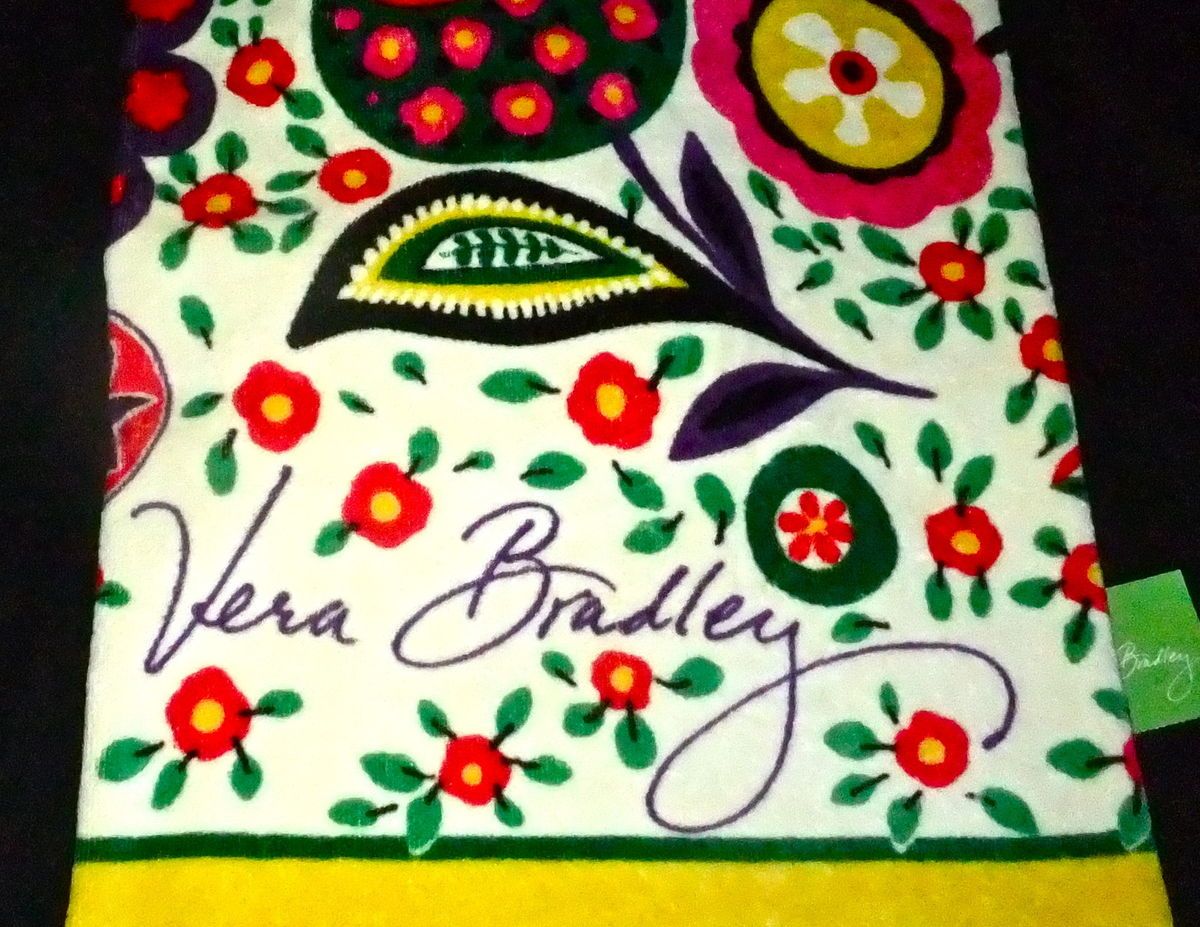 Vera Bradley BEACH TOWEL VIVA LA VERA New XL Plush Flower NWT 