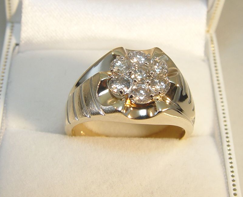 Mens 10K Yellow Gold 7 Diamond 1 00TDW Cluster Ring GIA Appraised $