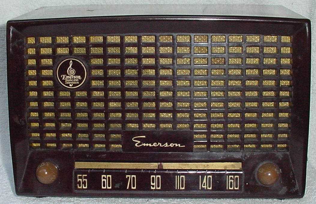 Vintage Emerson Tube Radio Model 653 Series B for Parts or Repair
