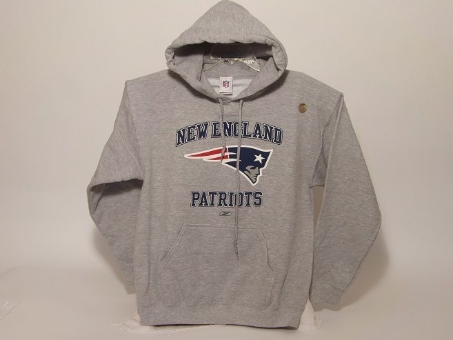 Officially Licensed NFL Reebok Hoody   New England Patriots   XL