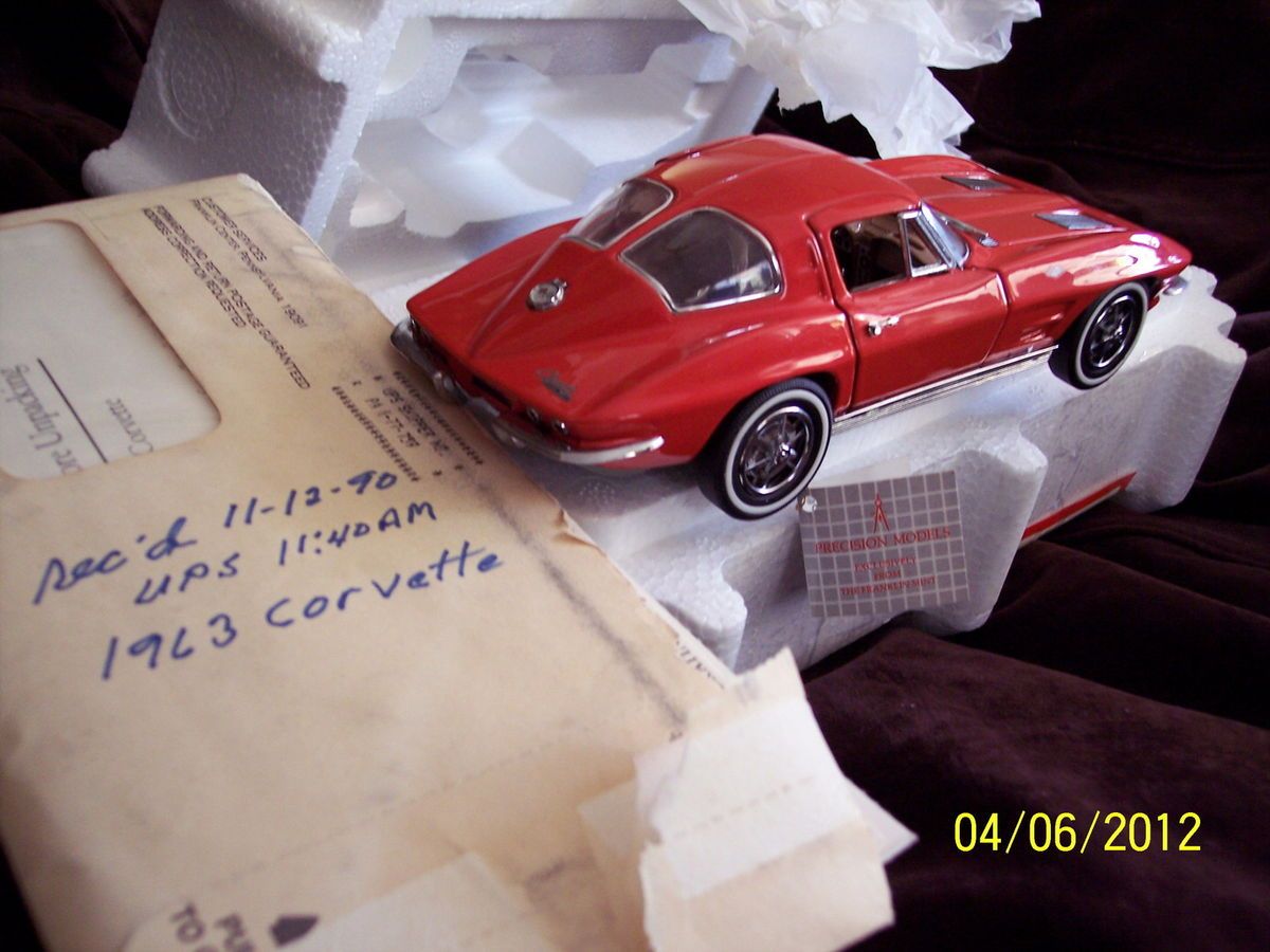   Corvette Precision Model FRANKLIN MINT w Original Paper Work RED