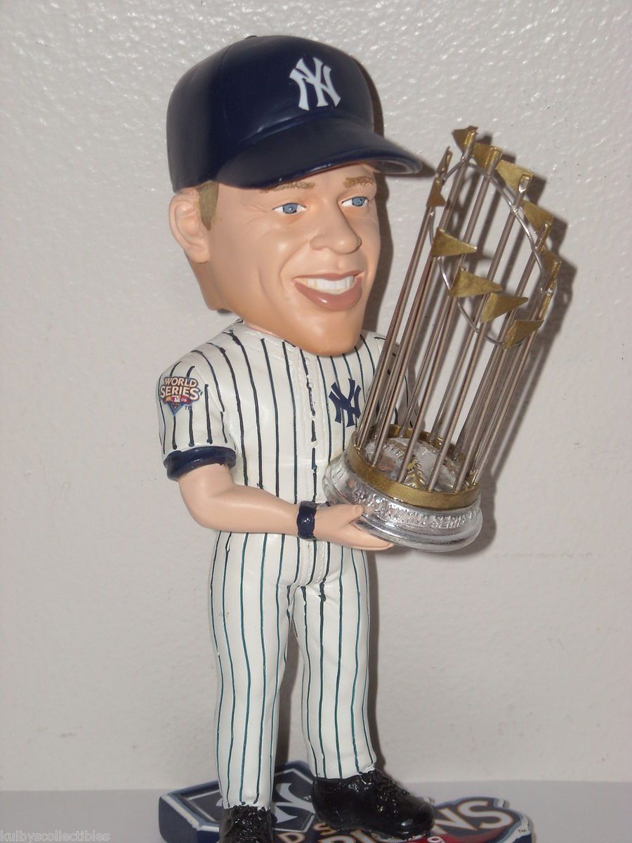 JOE GIRARDI New York Yankees Bobble Head 2009 World Series Champs