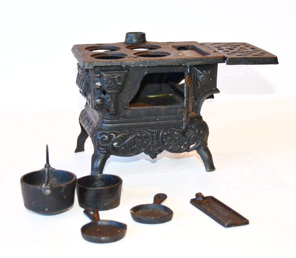 Cast Iron Antique Miniature Stove Pots