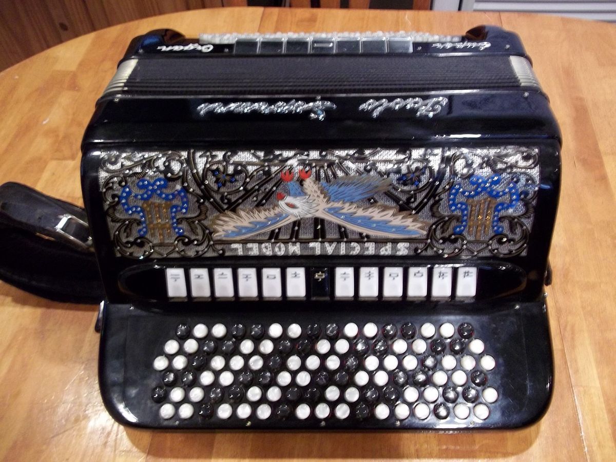  Soprani Super Organ 6 Row Button Accordion Tone Chamber Italy B System
